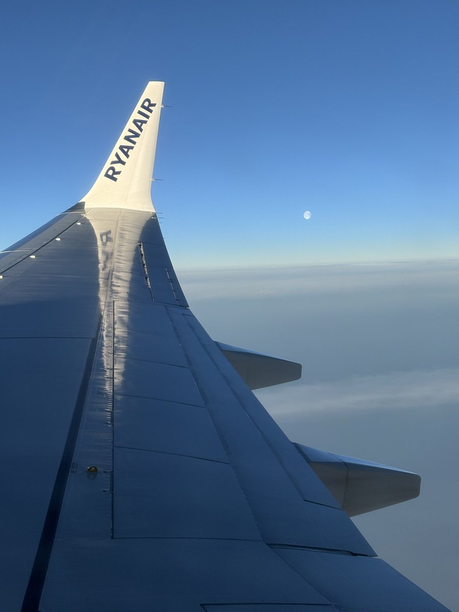 Alanhb4's tweet photo. @Ryanair good morning ….baltimo……bergamo https://t.co/KB9M8nazdV
