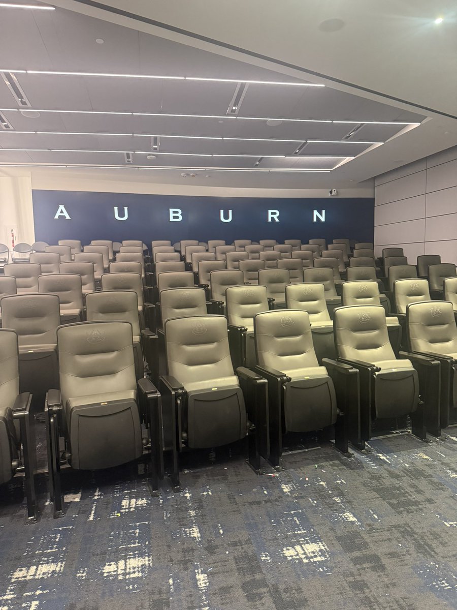 Coach Justin Brown tweet media