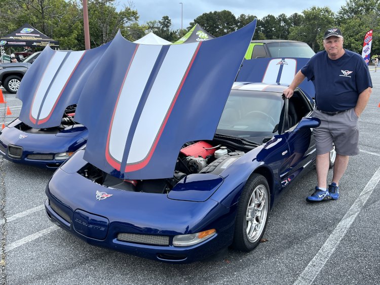 VettesM's tweet photo. As the sun crested the horizon, it cast a long, amber glow across the  asphalt, perfectly highlighting the aggressive curves of two identical 2004 Z06 Le Mans Blue Z16 Corvettes parked side-by-side. Here is our "Deep Dive" on these treasures.

https://t.co/kz6TmOEPRg https://t.co/NNQJmNIGI8