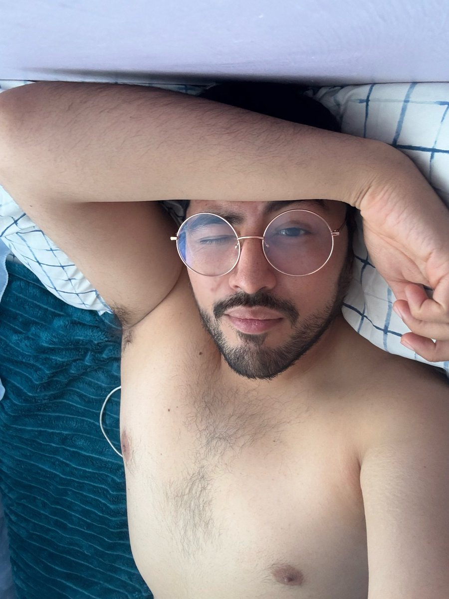thor_riky's tweet photo. Buenos día guapos!!! 😴 https://t.co/fHph8CQZzZ