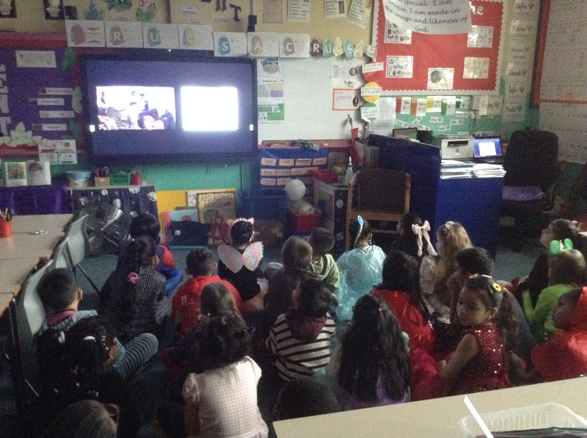 StAugustinesPri's tweet photo. What a wonderful morning! 🎶 Our students were having a fantastic time joining the Lent Live Stream with @danonelifemusic. It’s been so uplifting to see them singing, praying, and reflecting together as we journey through this special season. 🙏✨#Lent2026 #CatholicLife https://t.co/VD49RhJeNg