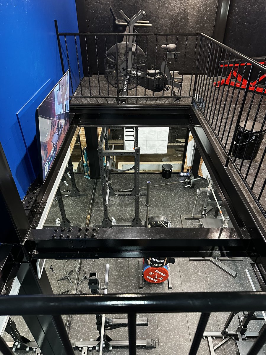 ウォリアムテル@バタコ tweet media