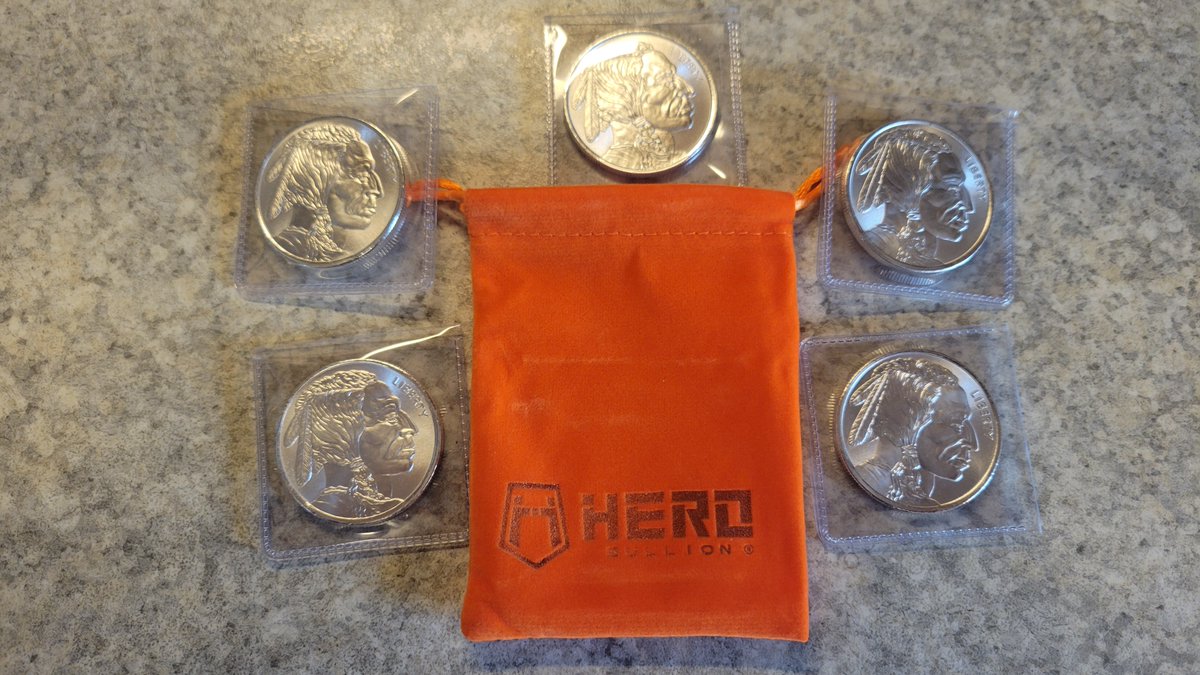 𝓐𝓶𝓮𝓻𝓲𝓬𝓪 𝓕𝓲𝓻𝓼𝓽 tweet media