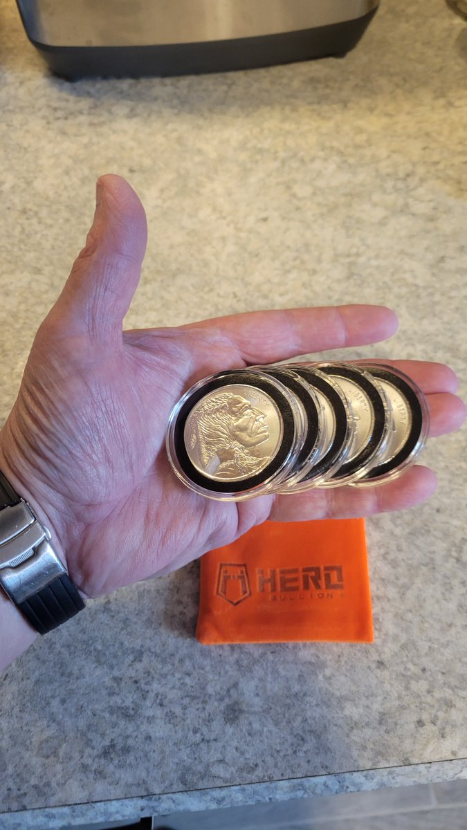 𝓐𝓶𝓮𝓻𝓲𝓬𝓪 𝓕𝓲𝓻𝓼𝓽 tweet media