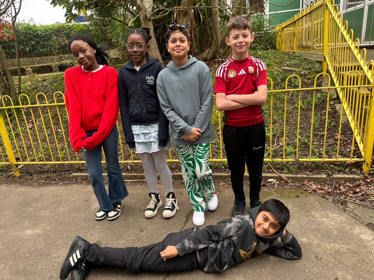 Applegarth Academy tweet media