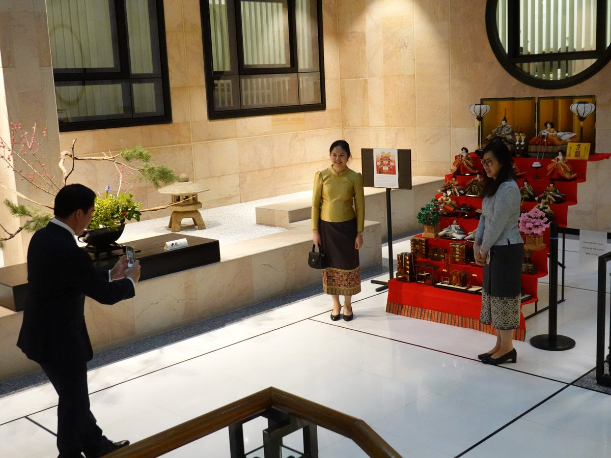 JapanDelCD's tweet photo. On 4 March, the Emperor of Japan’s Birthday Reception was held, co-hosted by Amb Ichikawa, Amb Oike, Amb Nagai, and Consular Chief Hagino. Approximately 430 guests from other Permanent Missions and international organizations in Geneva attended. https://t.co/ba1Fy6Z8A0
