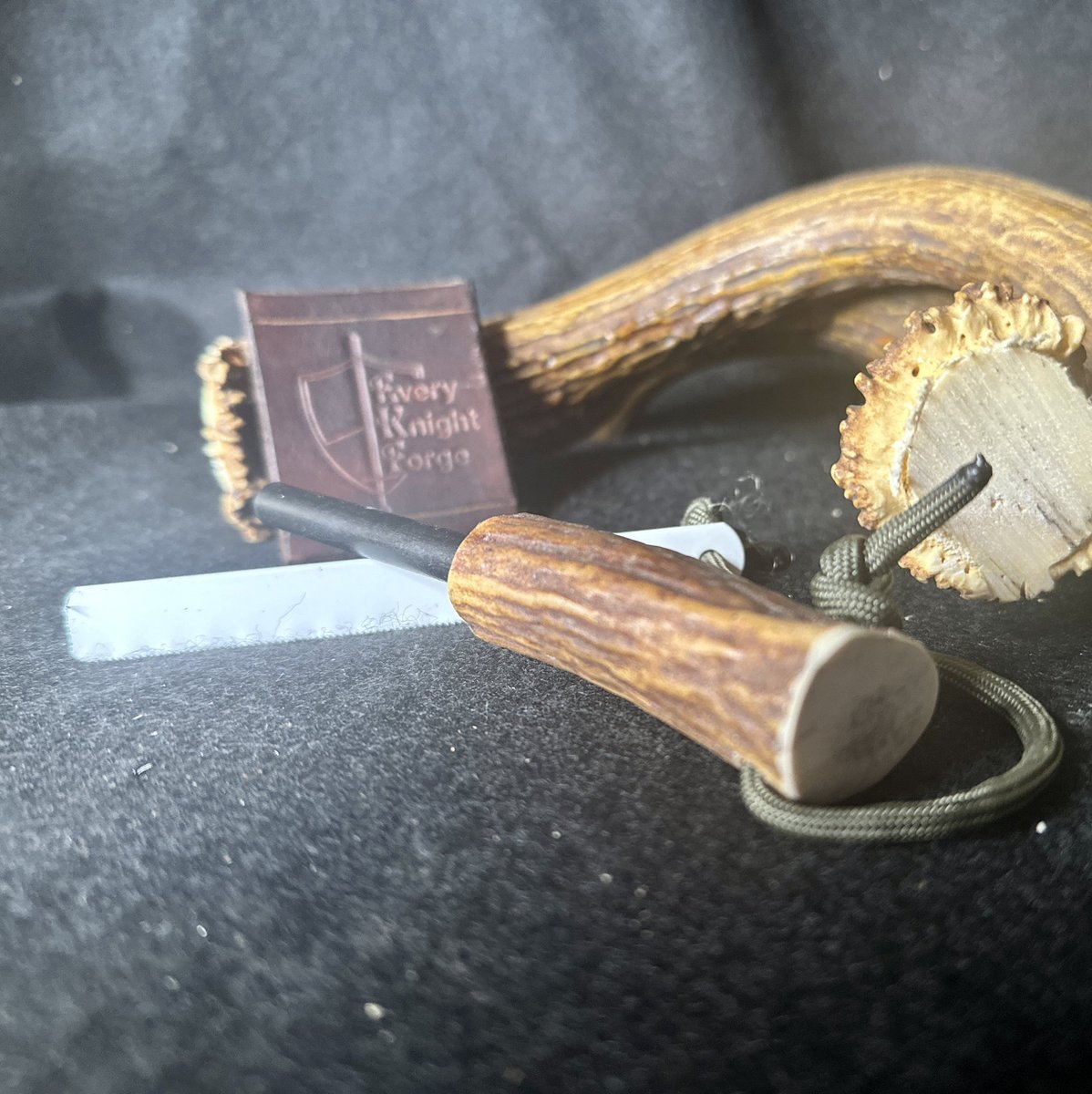 EKForgeLLC's tweet photo. This one is headed to Katie in DC.  May all your campfires start easy, burn bright, and keep you warm.

#preparedness #bugoutbag #Hunting #Fishing #Hiking #Prepper #firestarter #camping #campfire #ferro #ferrorod #ferrorods #fireskills #bushcraft  #survival #outdoors #nature https://t.co/1wiBz8TSyw