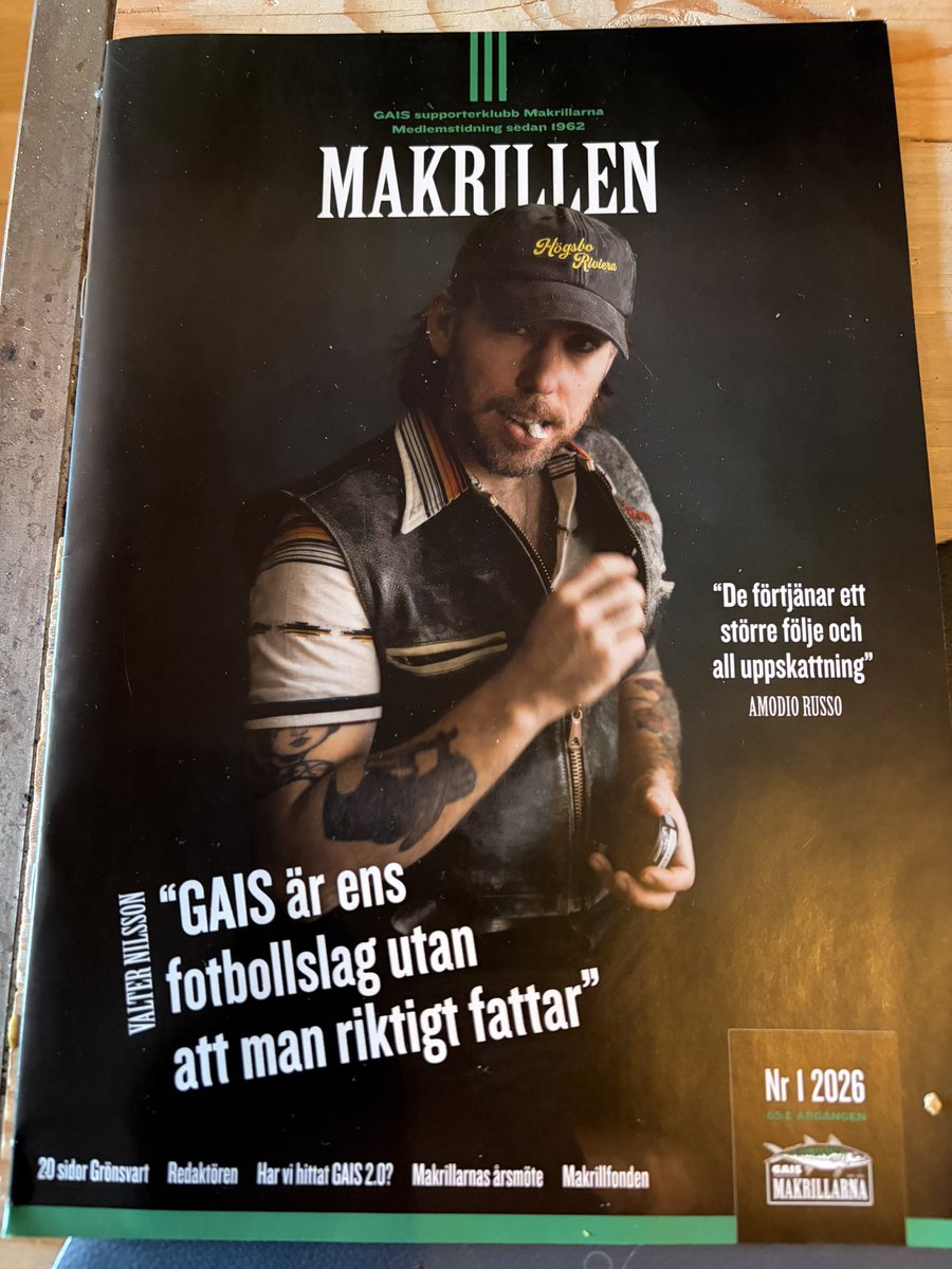 bergmark12's tweet photo. Med denna starten av helgen så kan inget gå fel✅✔️
Denna tidning låg på hallgolvet när men kom hem från jobbet 💚🖤 https://t.co/2J4ZsMq43f
