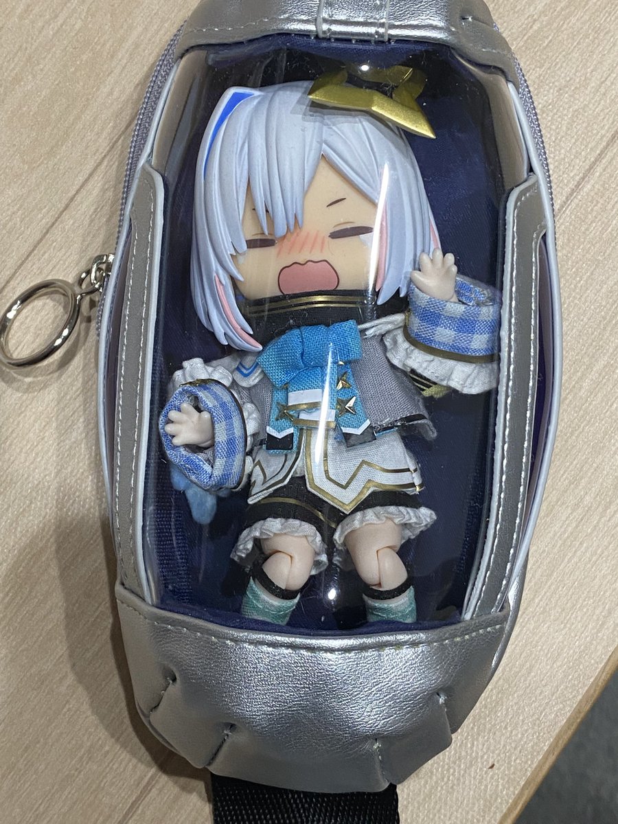 ごめんなかなた、このカプセルは1人用なんだ…！！