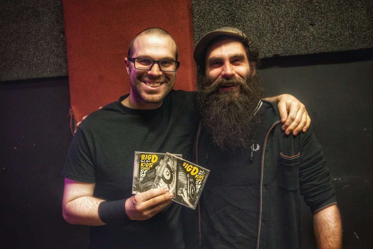 Got to meet a new homie!

#ska #BigD&amp;TheKidsTable