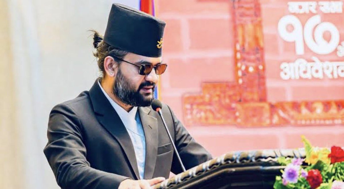 Aman_Pro_Pol's tweet photo. INDIA’S NEIGHBOUR JUST GOT A POLITICAL EARTHQUAKE.

A 35-year-old former rapper is on track to become Nepal’s next Prime Minister.

Meet Balendra “Balen” Shah — the Kathmandu mayor who just defeated the old political order and is now reshaping politics in the Himalayas.

#Nepal https://t.co/hv1v8RF7NL