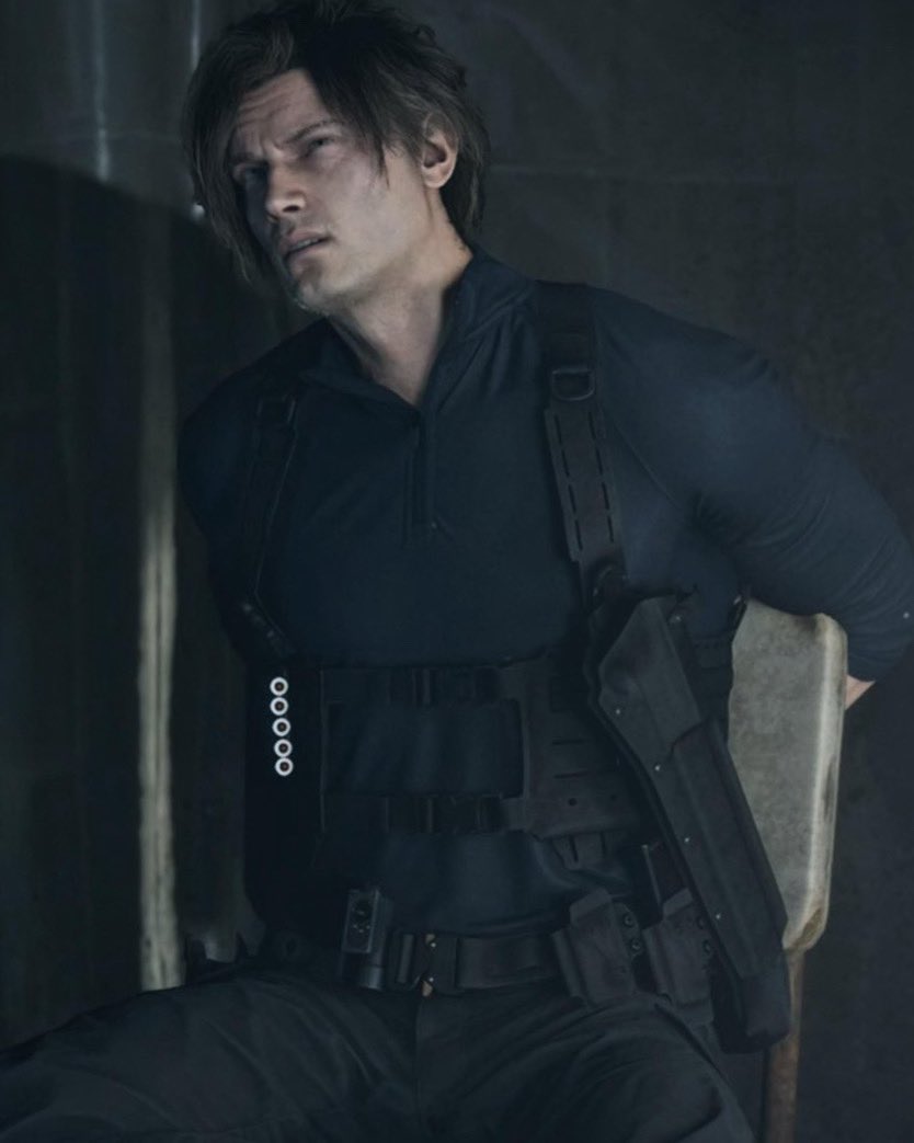 marvxlcomwics's tweet photo. mr. leon scott kennedy https://t.co/tP0WKYeMTN