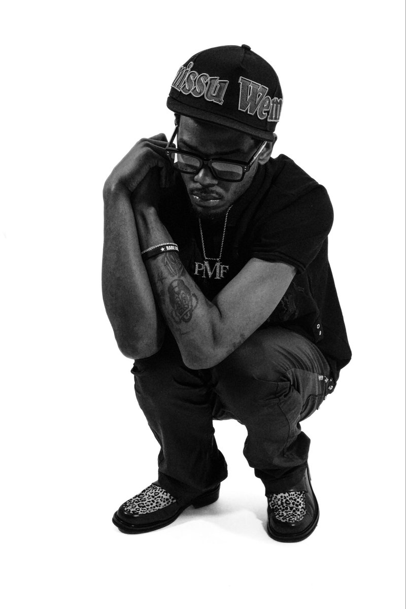 thvhomey's tweet photo. Still Trill 

@92argentiique https://t.co/j3DxWXMrLP