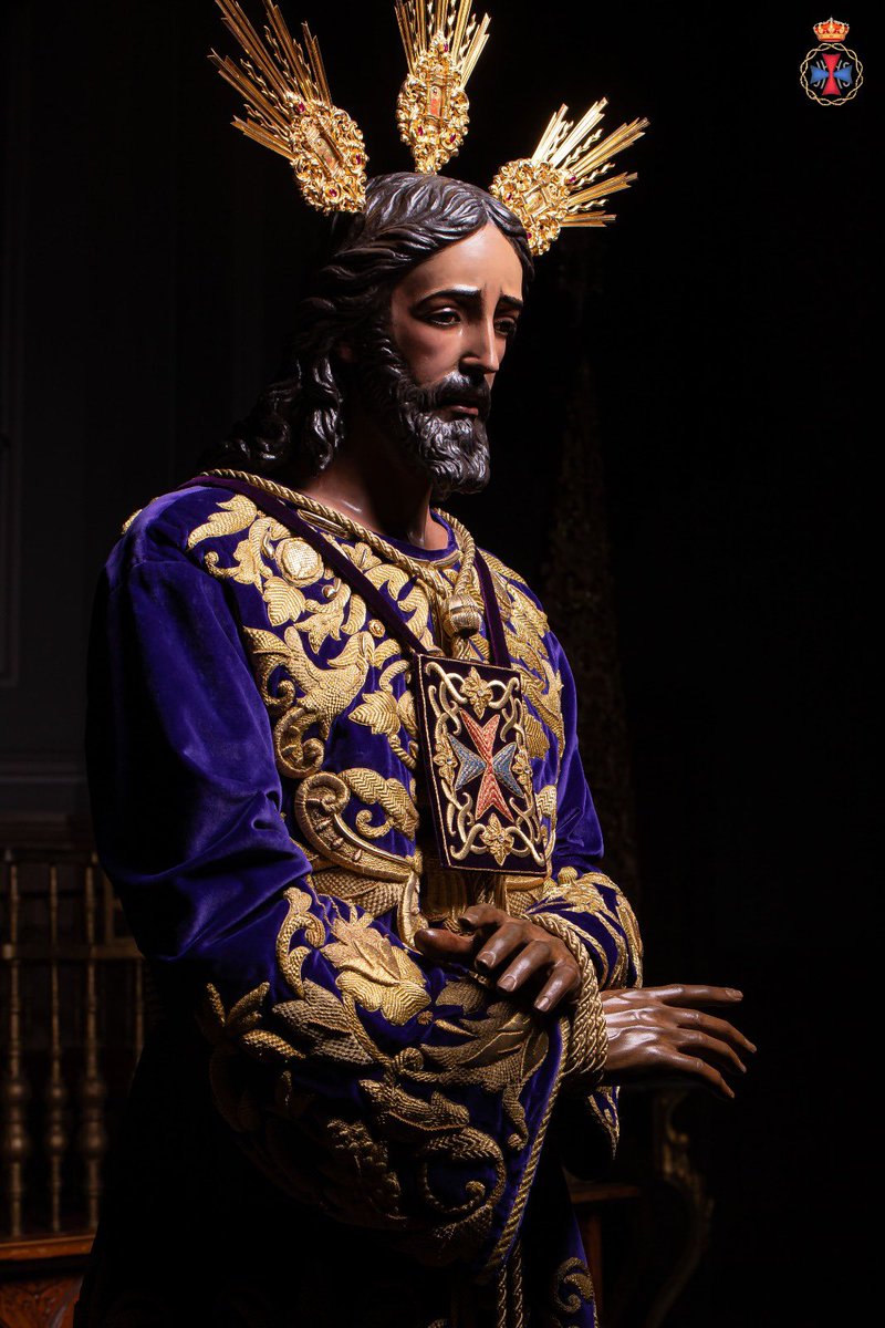 Así luce Ntro. Padre Jesús del Rescate para sus cultos con la túnica prestada por la Hermandad del Prendimiento.