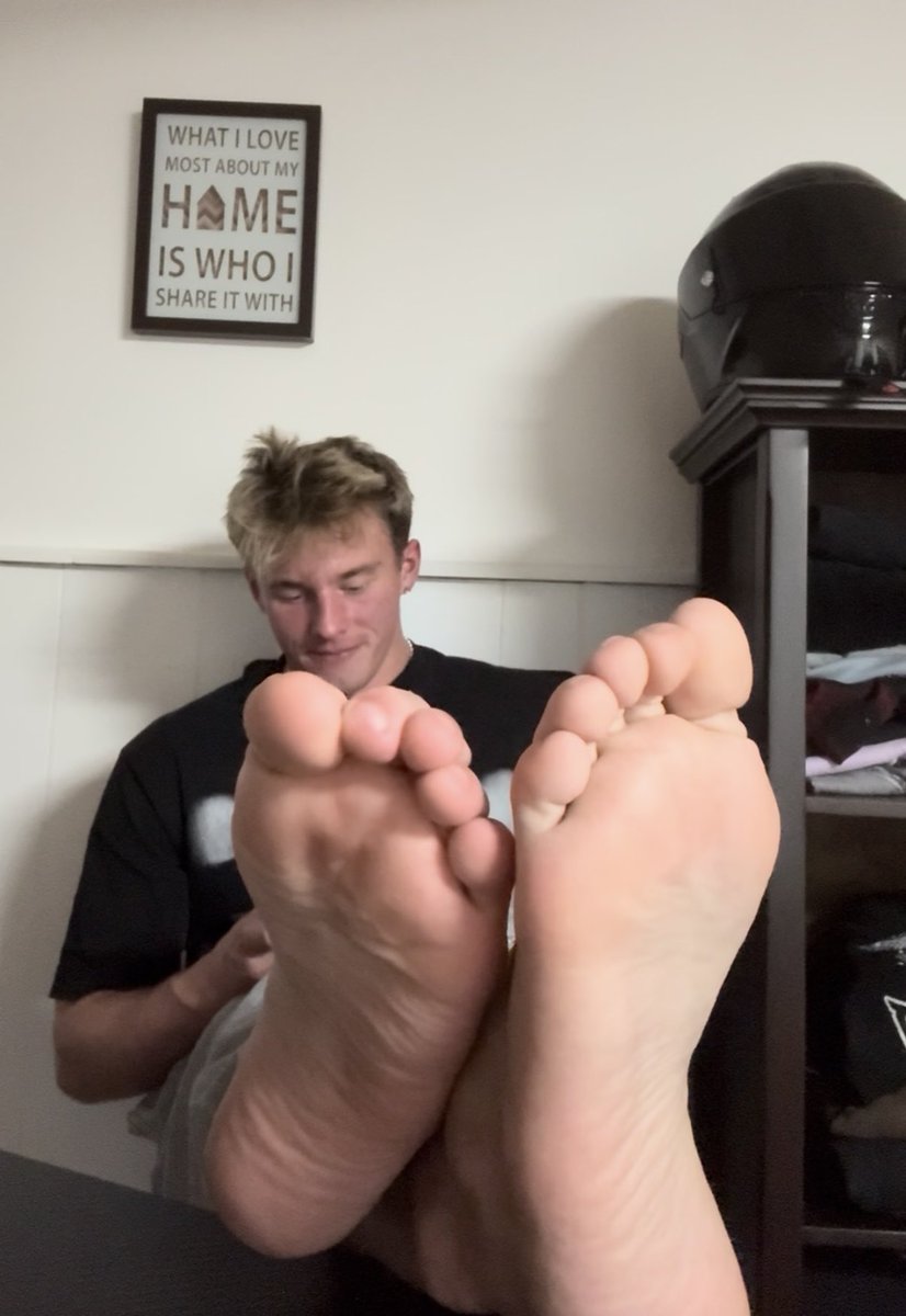 Alpha Chris tweet media