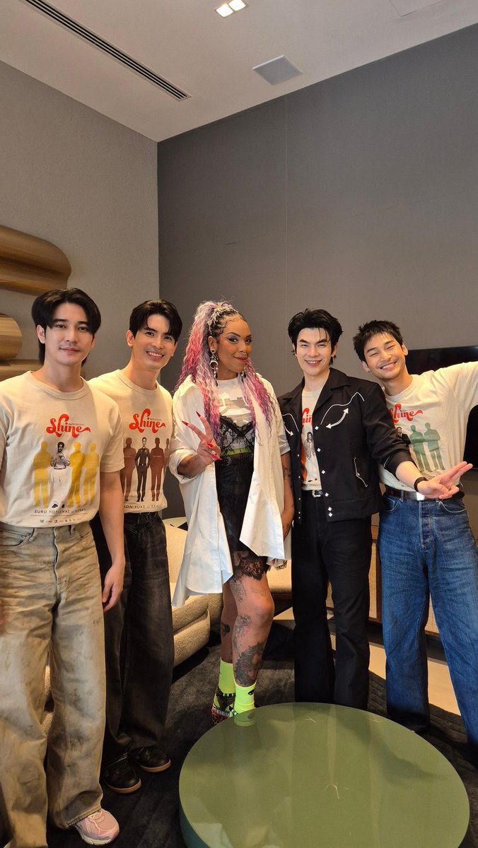 AFRO KPOPPER (Éri) 🏳️🌈 tweet media