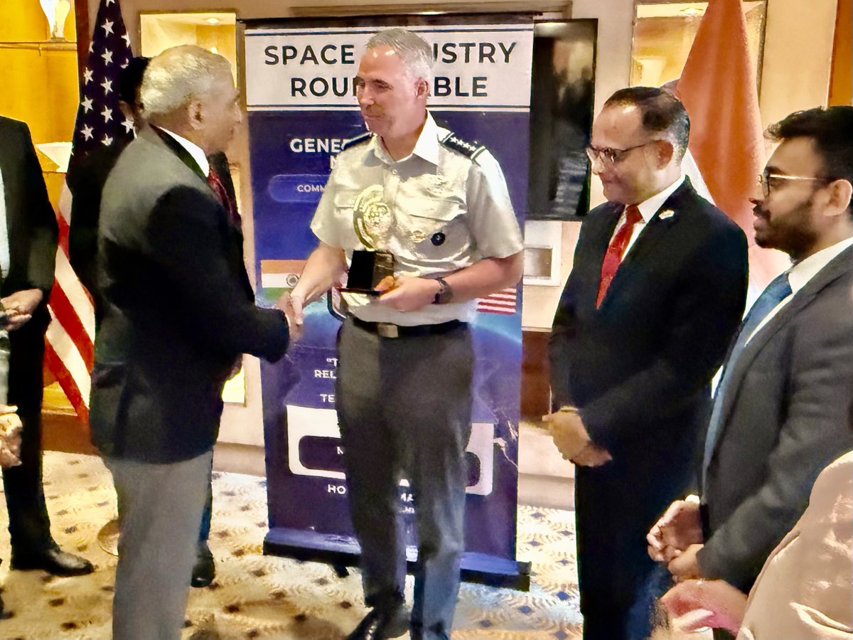 U.S. Space Command tweet media