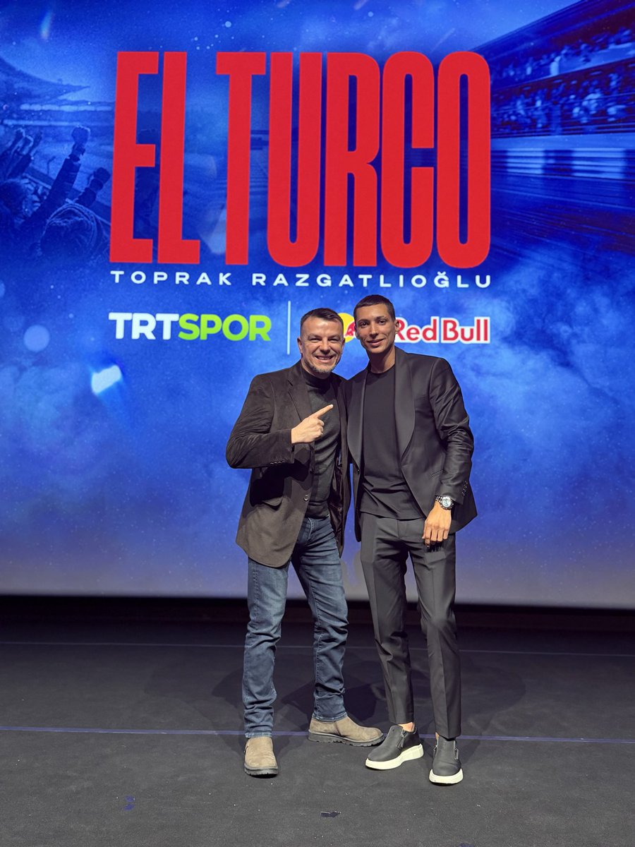 MotoEtkinlik's tweet photo. ELTURCO Yayında! ❤️😎
📺 Toprak Razgatlıoğlu’nun WorldSBK Şampiyonluğunu ve MotoGP’ye geçişini anlatan El Turco Belgeseli tabii platformunda yayınlandı! 

💻 TRT ve Red Bull ortak yapımı Muhteşem Belgesel ELTURCO Toprak Razgatlıoğlu Belgeseli izleme ayrıntıları  
https://t.co/WqQo6JMUMY 

🎬 Yönetmen Mert Güngör ve ekibi Barış Hasan Dilaver, Murat Ekşi, Ata Çalapkulu’nun tekrar ellerine emeklerine sağlık..

#ElTurco #ToprakRazgatlıoğlu #MotoEtkinlik #Belgesel #Motosiklet