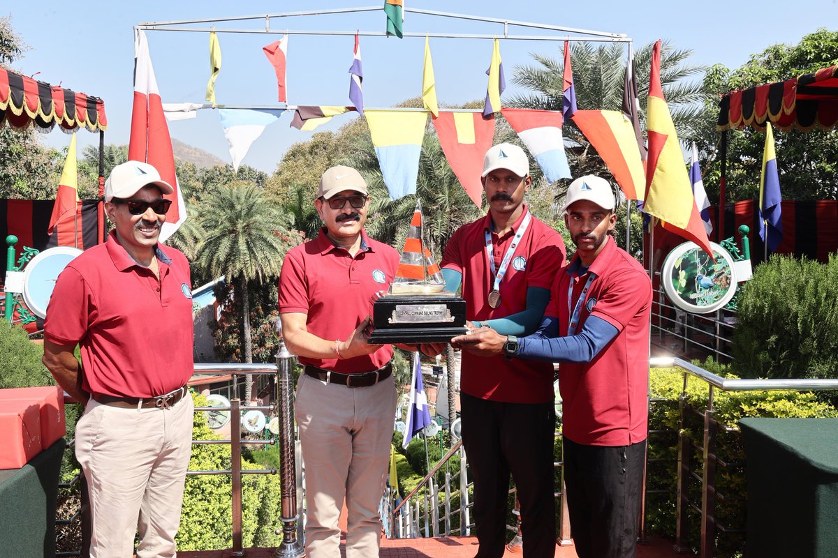 ia_awc's tweet image. Indian Army Central Command Sailing Regatta, participants from #IA, #IN &amp;amp; #IAF competed in sailing, kayaking (singles &amp;amp; doubles) in picturesque environs of Bercha Watermanship Training Area &amp;amp; enthralled the audience #AWC 
@adgpi
@artrac_ia
@IAF_MCC 
@indiannavy 
@suryacommand