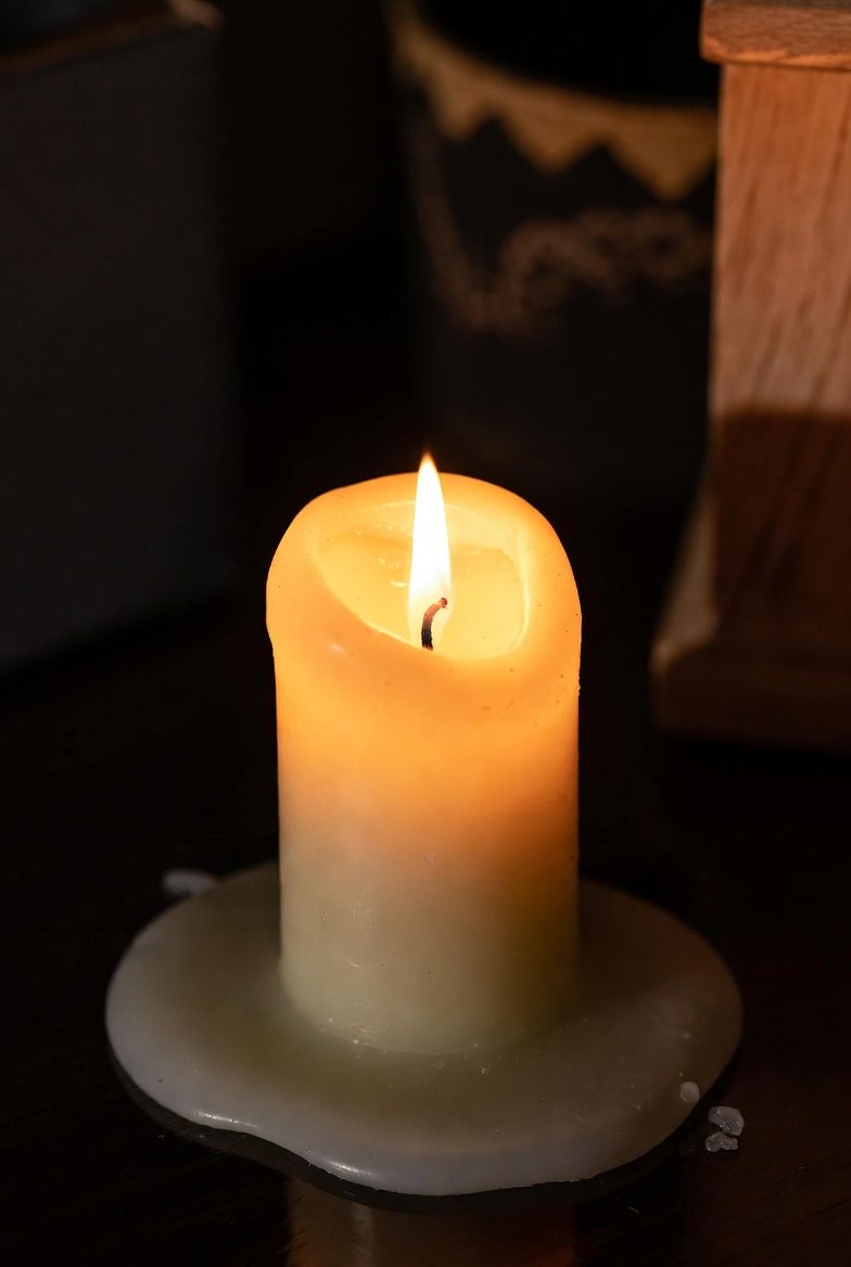 Its_Yhettyqueen's tweet photo. This candle is for anyone looking for a job  and breakthrough.
May doors begin to open for you in Jesus name . 🙏🏾 https://t.co/SwF0L4JhRL