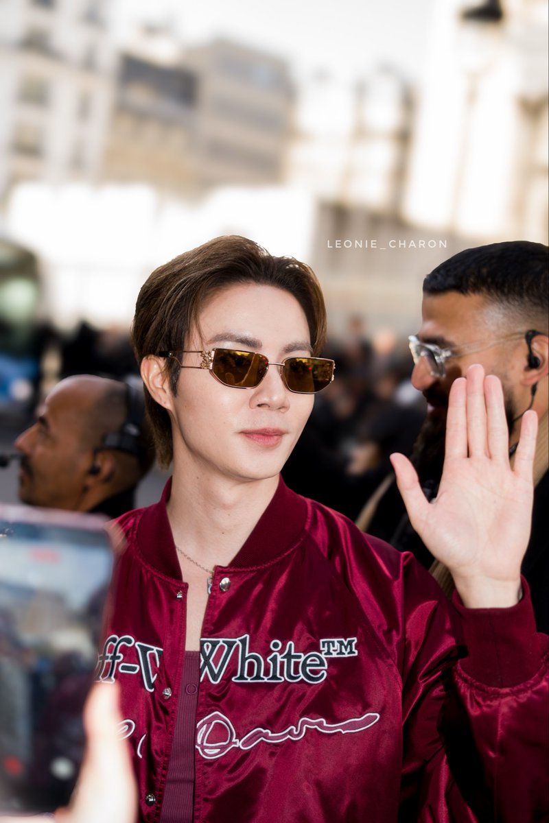 CharonTurpin's tweet photo. Zee and NuNew for Off White 
Women Fashion Week in Paris F/W 27

Tous droits réservés, ne pas utiliser sans autorisation / All rights reserved, Do not use without agreement

#OffWhitexZeeNunew #ZeePruk #NuNew #OffWhite #bl 
@CwrNew @zee_pruk https://t.co/8wJp7t0Inq