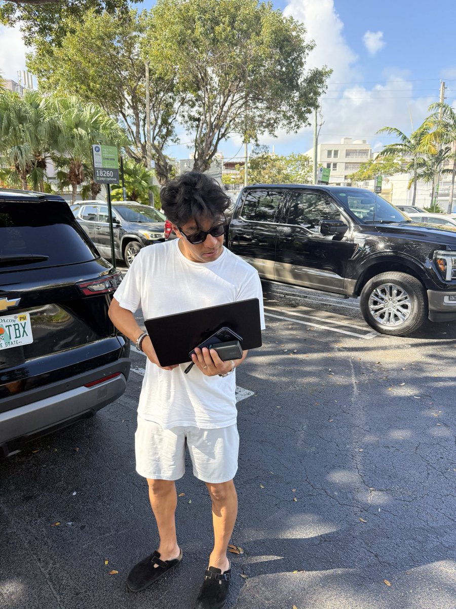 Elias Torres tweet media