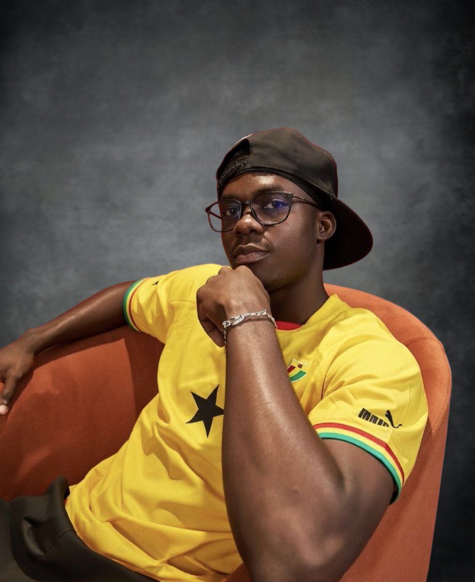 knii_caleb's tweet photo. Ghana boy 🇬🇭✨ https://t.co/eAhjH6xdS4