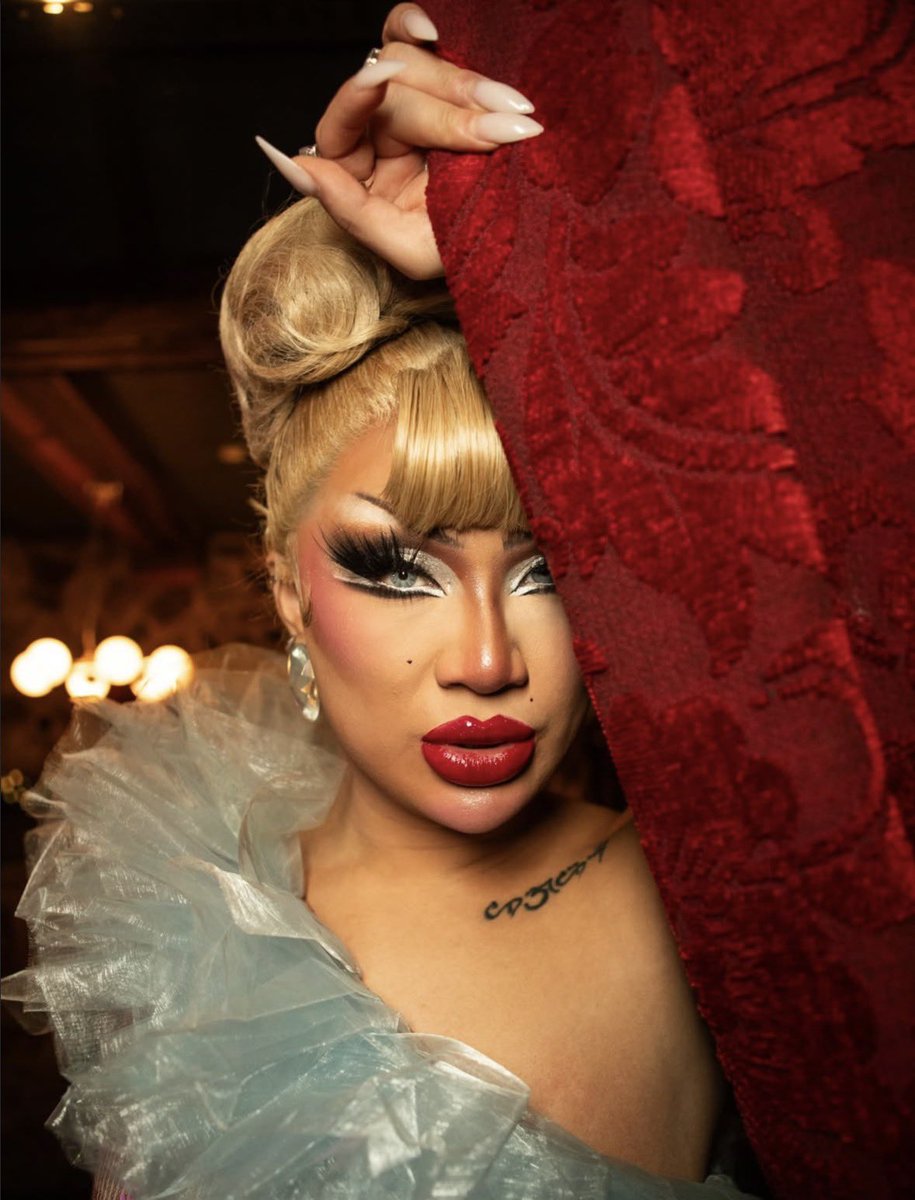 Drag Crave tweet media