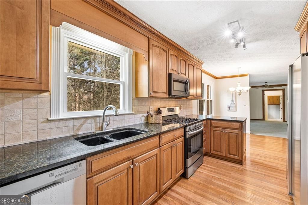 TomFaustATL's tweet photo. 6268 Old Stone Mountain Road, Tucker, GA, 30087
5 bed | 3 bath 3685 Sq. Ft.
Active | 580000
https://t.co/9aDAPUM8vk
Tucked into the natural beauty of Smoke Rise, one of the area's most desirable communities, this stately brick traditional offers a rare combination of privacy,... https://t.co/HF2qjHxrxQ