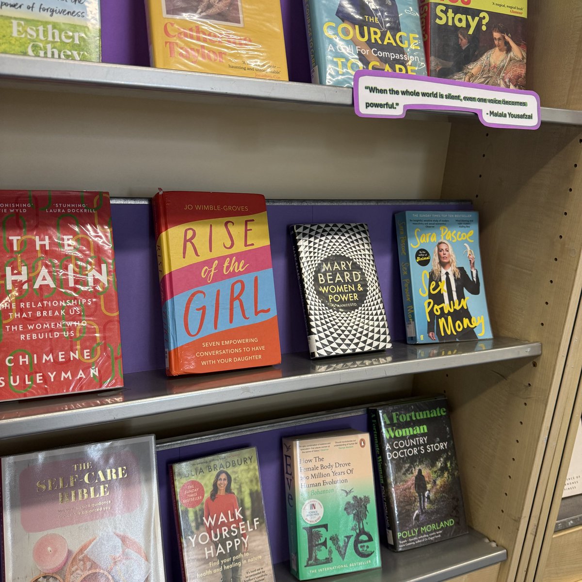 Eltham Library tweet media