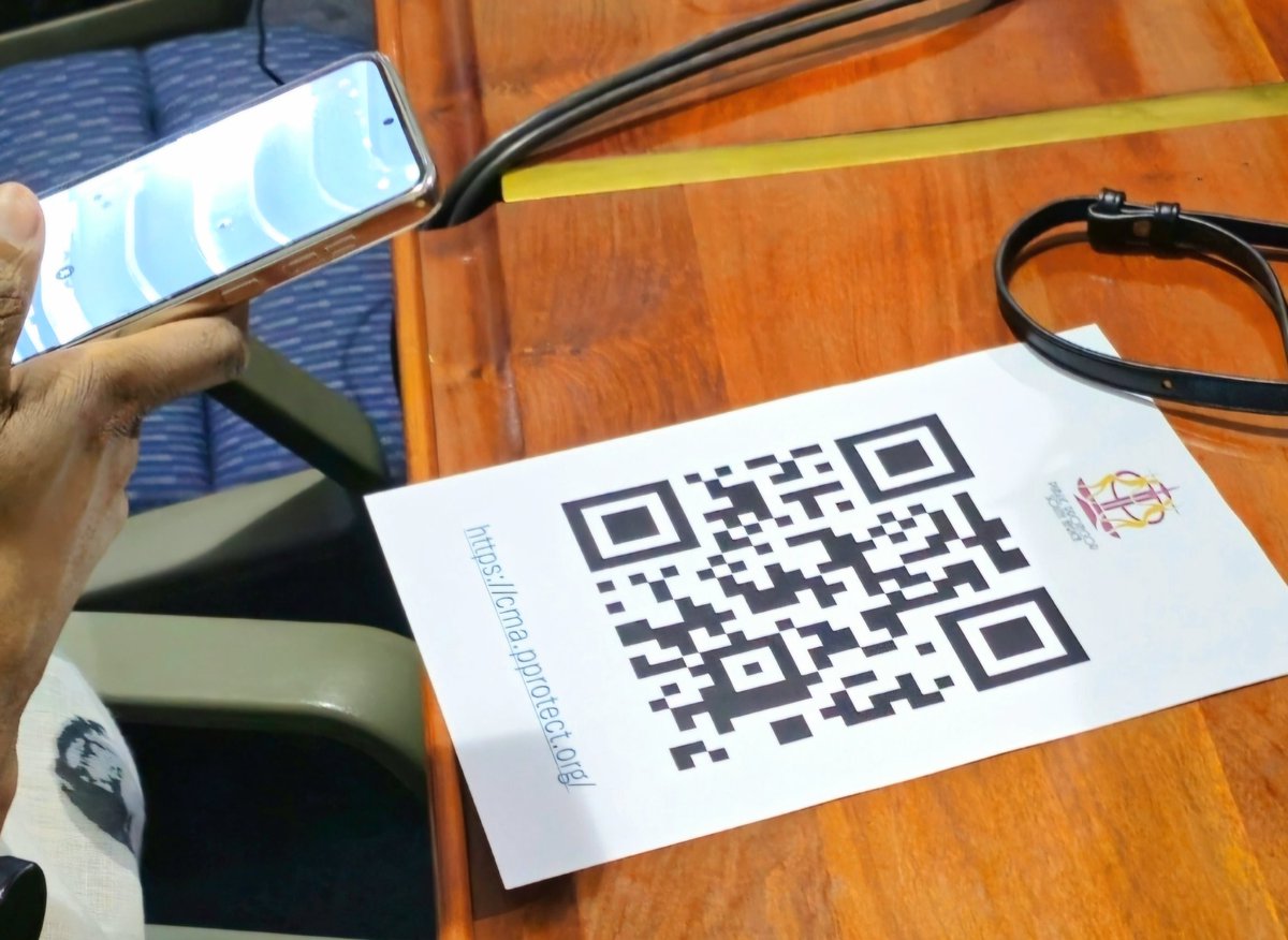 PublicProtector's tweet photo. Lodge a complaint or track an existing one via our self‑service app: https://t.co/ZVjpc6Tvlj
#PublicProtectorSA #PublicParticipation #AccessToJustice #CommunityOutreach #PPSA https://t.co/yINcfAXk9D