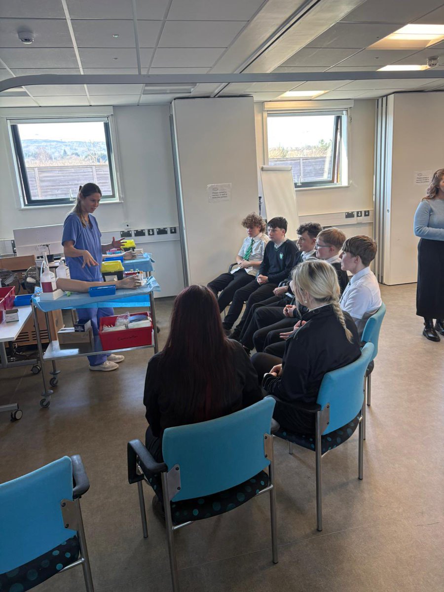 Miss Winfield tweet media