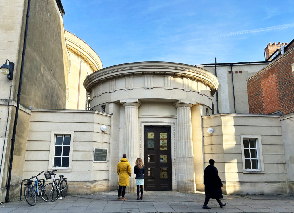 Bodleian Art, Archaeology & Ancient World Library tweet media