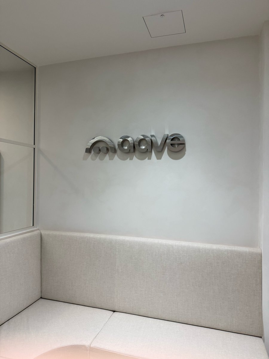 Artem Oak tweet media