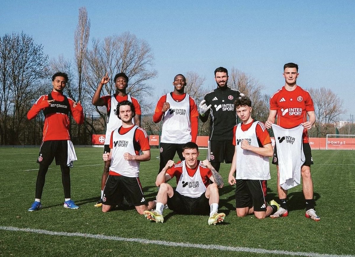 Fécé Force 12 🔴⚪️⚽️ tweet media