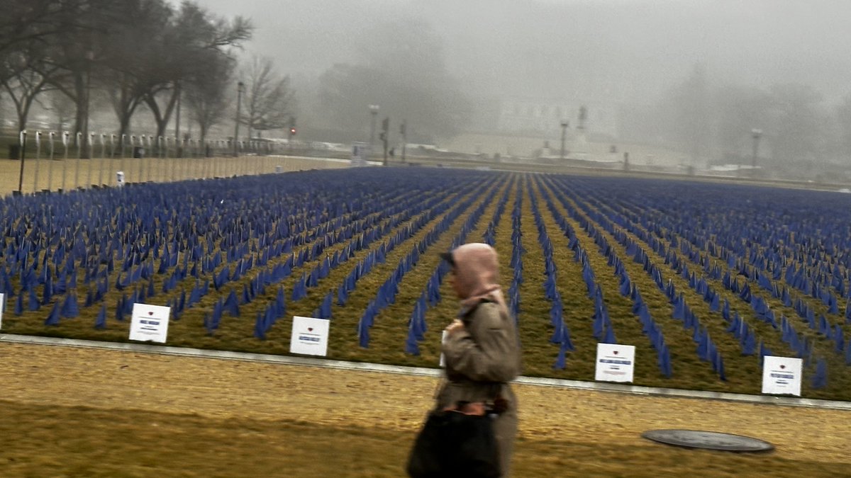 Let`s-Chat` tweet media