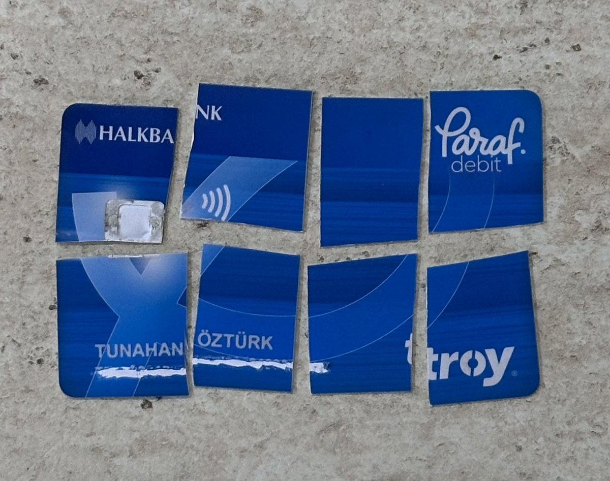 ‼️ Şanlıurfa’da öğretmenler için yapılan promosyon ihalesi tam bir rezillik!

Eyyübiye ve Haliliye ilçelerinde görev yapan 12 bin eğitim çalışanını ilgilendiren promosyon ihalesi, emeğimizin nasıl hiçe sayıldığını açıkça göstermiştir:

• Eyyübiye: Alt limit tutarı üzerinden