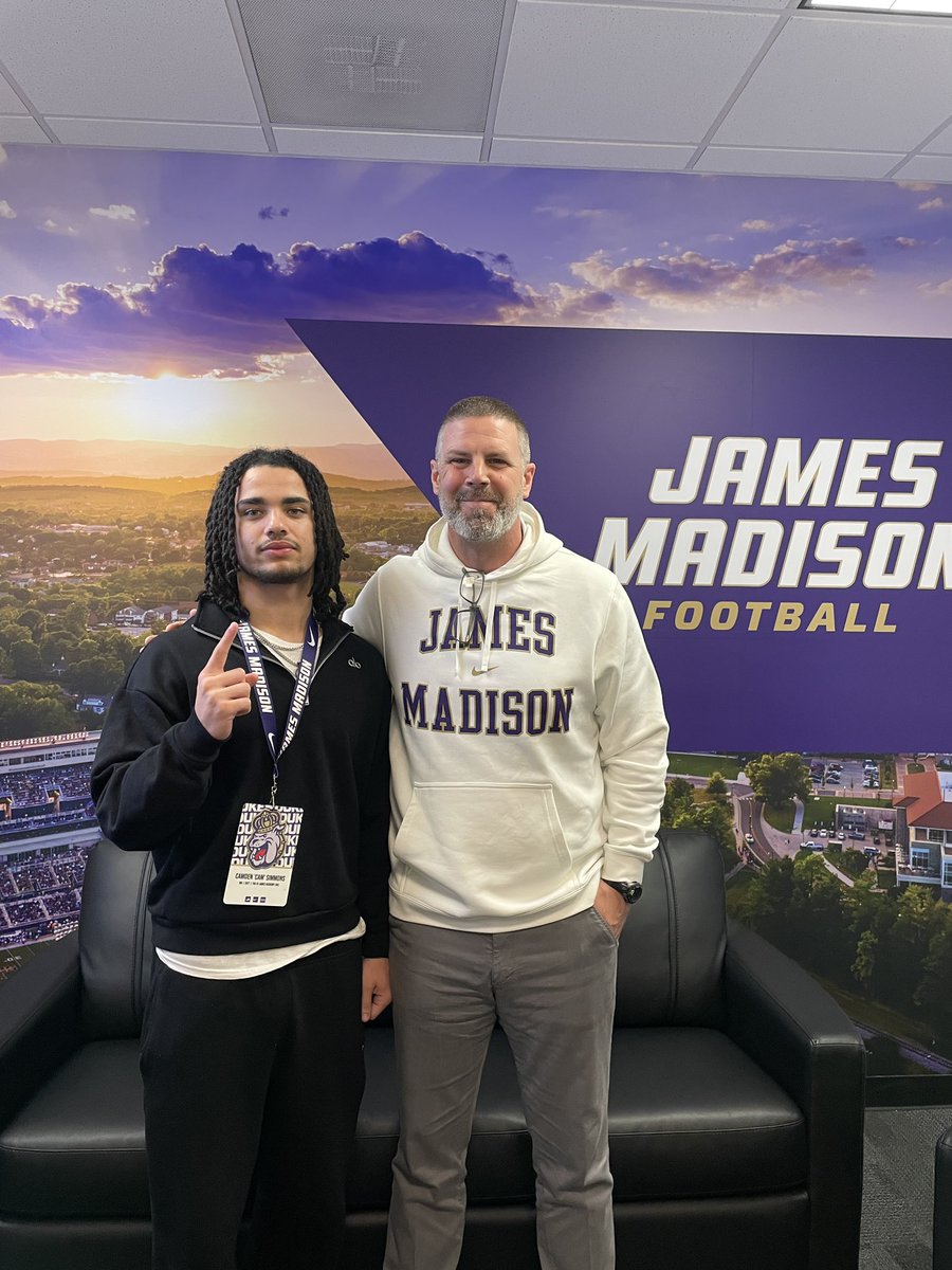 𝓒𝓪𝓶𝓭𝓮𝓷 𝓢𝓲𝓶𝓶𝓸𝓷𝓼 2027 ✞ tweet media