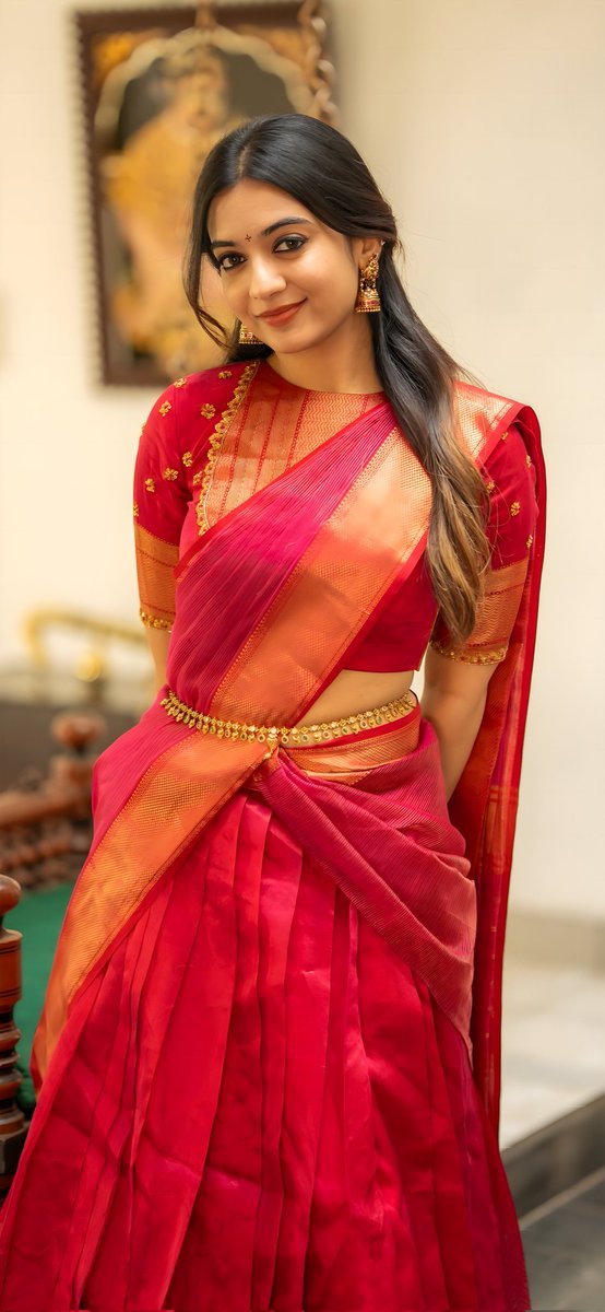 indian_beautee's tweet photo. Face card 😍❤️ 

Athmika 🔥

#AthmikaSumithran https://t.co/FNSHlVmDjB