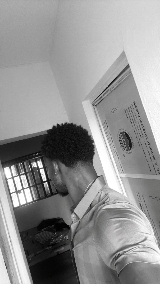 A_boycandy tweet media