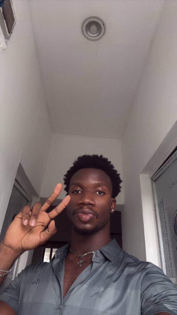 A_boycandy tweet media