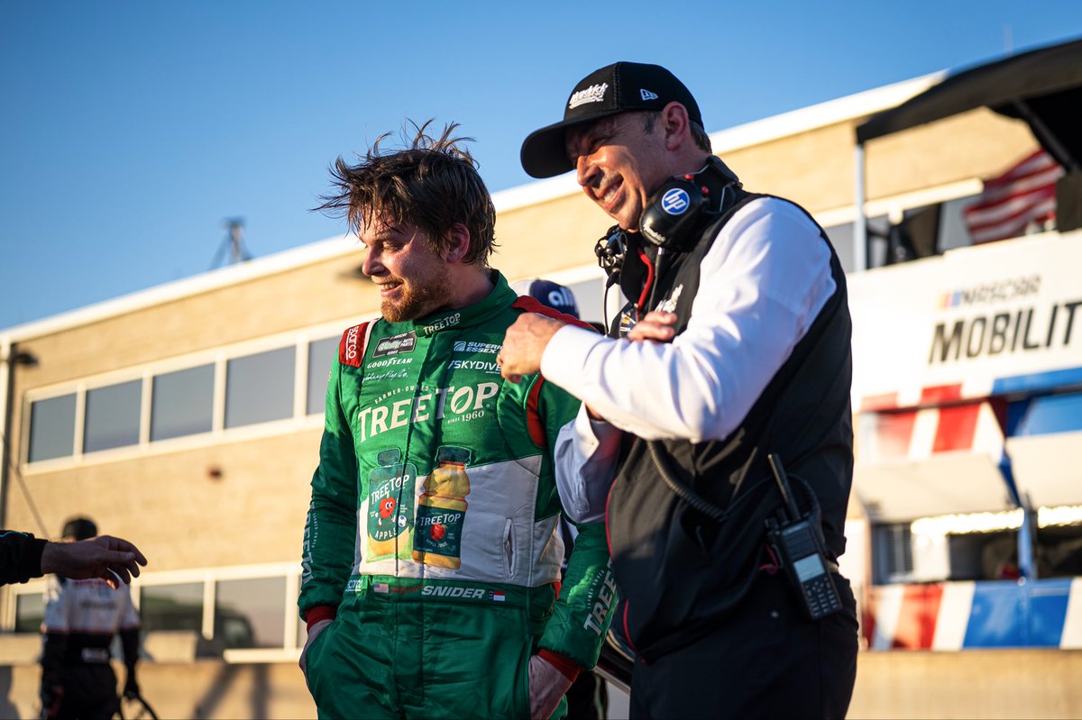 𝘔𝘺𝘢𝘵𝘵 𝘚𝘯𝘪𝘥𝘦𝘳 tweet media