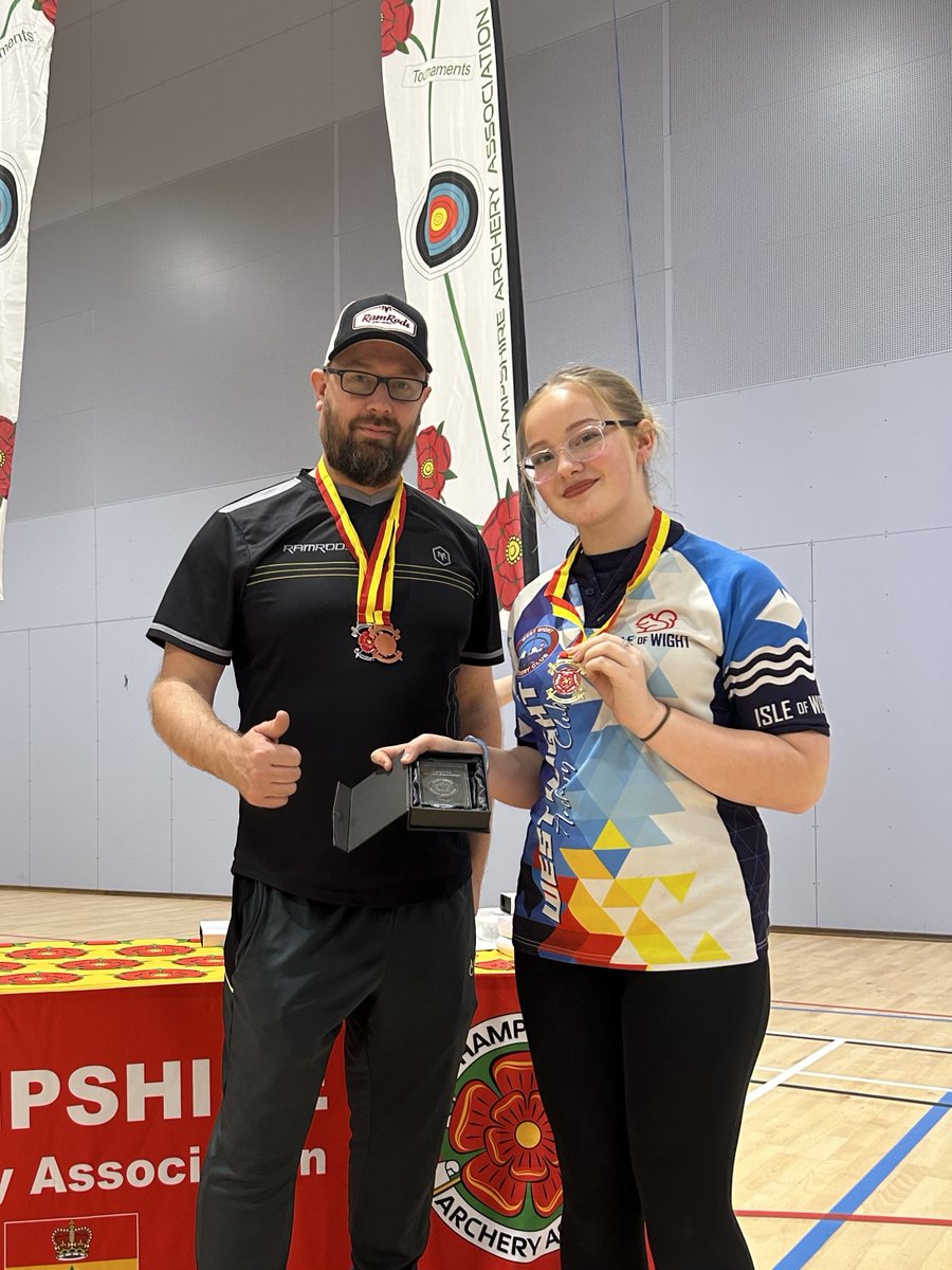 Red Funnel (IoW Ferries) tweet media