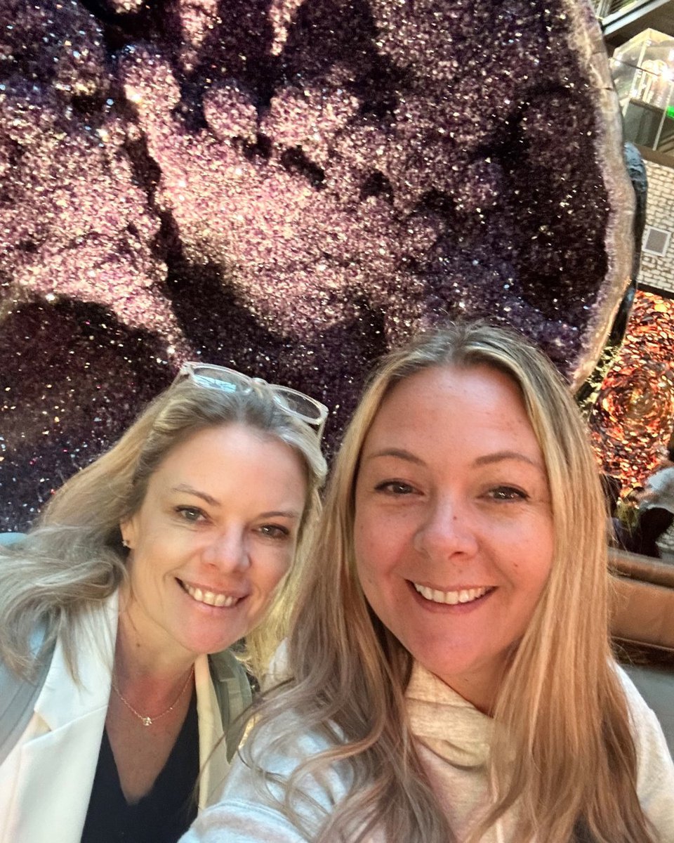 Conference weekends = a little bit of chaos and a lot of impact ✨
We love keeping you all along for the ride and giving you a glimpse into our adventures as we share the impact of SPARK Mentoring Programs at national conferences across the country! 💛