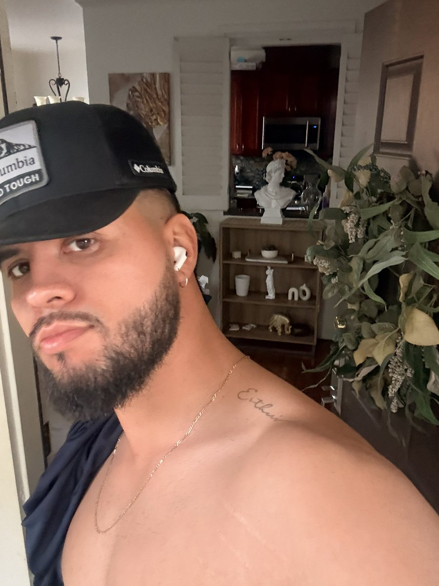 Novio no, 🍑 si 🎶