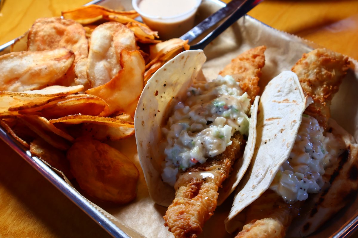 Mark's Feed Store tweet media