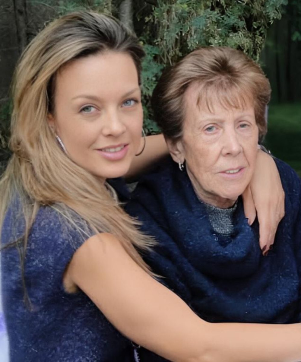 FEY ARMY OFICIAL tweet media