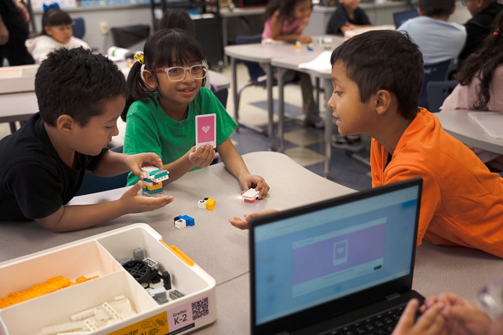 Lumen Touch tweet media