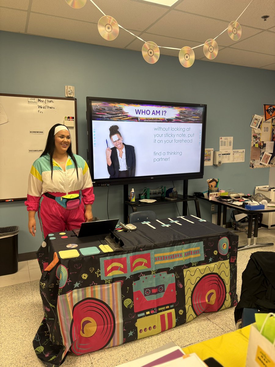 V.Ocañas tweet media