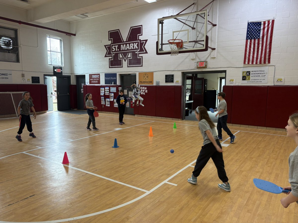 MrsV_TeachCoach's tweet photo. Lifelong sports are SO important- learning a new game at SMK.. pickleball! Safe to say it’s a hit!! #LifelongSports #ElementaryPhysEd #PhysEd https://t.co/Uv8RJxLOIu